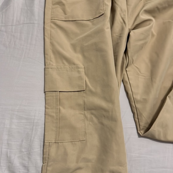 Cargo’s - Picture 2 of 4